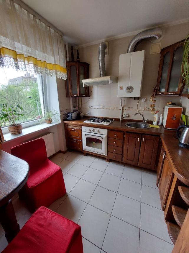 Apartment On Voli Avenue 21 ルーツィク エクステリア 写真